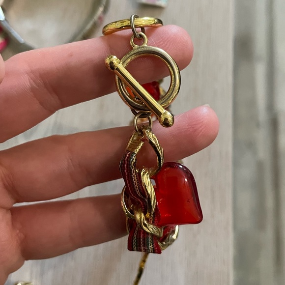 • Cute Charm Bracelet • - Picture 5 of 7